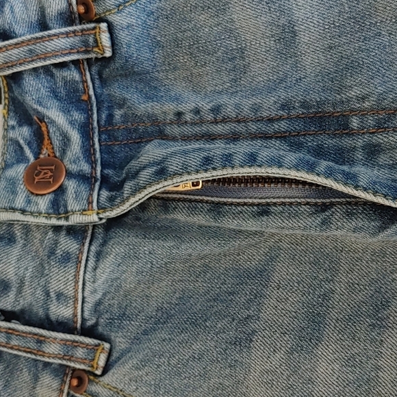 💚Saint Morta Men's distressed Denim Shorts - Picture 3 of 6